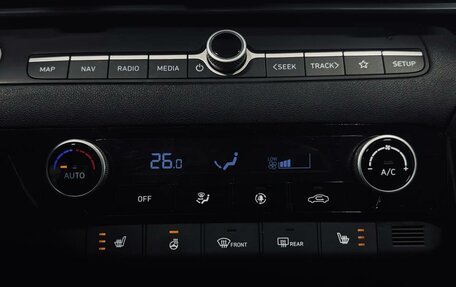 Hyundai Elantra, 2023 год, 2 250 000 рублей, 14 фотография