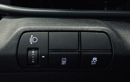 Hyundai Elantra, 2023 год, 2 250 000 рублей, 18 фотография