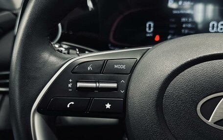 Hyundai Elantra, 2023 год, 2 250 000 рублей, 20 фотография