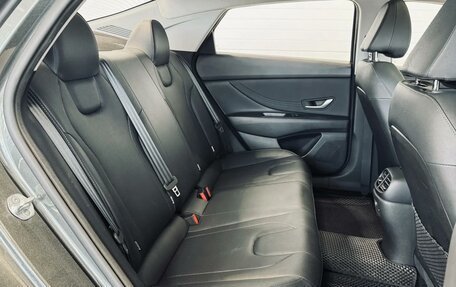 Hyundai Elantra, 2023 год, 2 250 000 рублей, 26 фотография