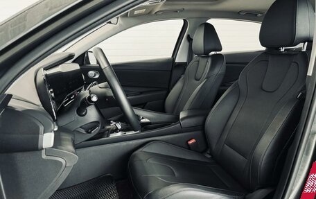 Hyundai Elantra, 2023 год, 2 250 000 рублей, 23 фотография