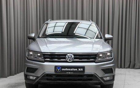 Volkswagen Tiguan II, 2017 год, 2 590 000 рублей, 2 фотография