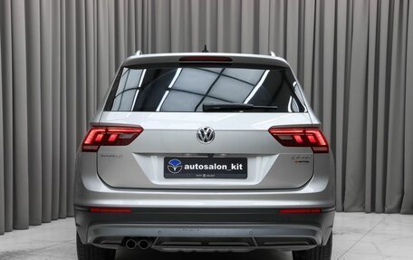 Volkswagen Tiguan II, 2017 год, 2 590 000 рублей, 5 фотография