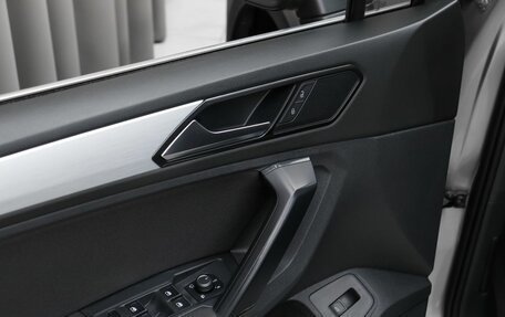 Volkswagen Tiguan II, 2017 год, 2 590 000 рублей, 18 фотография