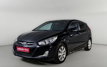 Hyundai Solaris II рестайлинг, 2012 год, 850 000 рублей, 1 фотография