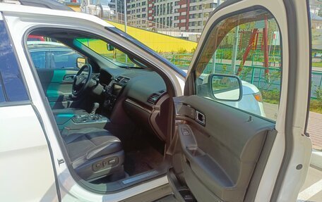 Ford Explorer VI, 2012 год, 1 750 000 рублей, 6 фотография