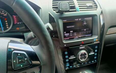 Ford Explorer VI, 2012 год, 1 750 000 рублей, 13 фотография