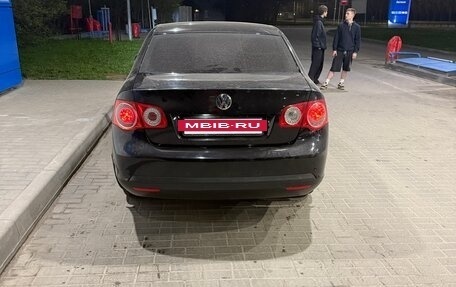 Volkswagen Jetta VI, 2010 год, 605 000 рублей, 11 фотография