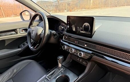 Honda Civic, 2022 год, 1 680 000 рублей, 10 фотография