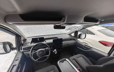 Hyundai Staria, 2021 год, 4 350 000 рублей, 3 фотография