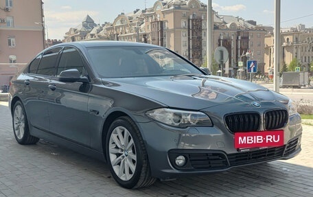 BMW 5 серия, 2016 год, 2 390 000 рублей, 3 фотография