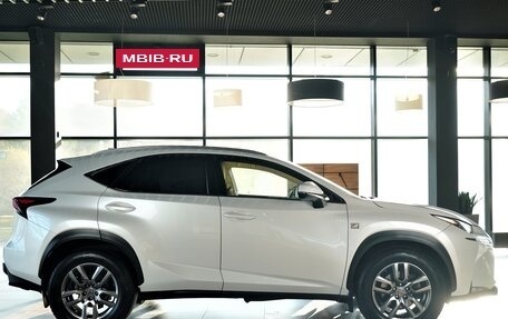 Lexus NX I, 2015 год, 2 900 000 рублей, 4 фотография