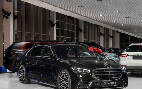 Mercedes-Benz S-Класс, 2023 год, 13 500 000 рублей, 3 фотография