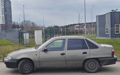 Daewoo Nexia I рестайлинг, 2004 год, 130 000 рублей, 8 фотография