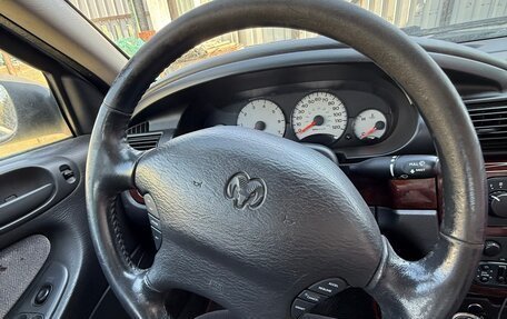 Dodge Stratus II, 2002 год, 240 000 рублей, 6 фотография