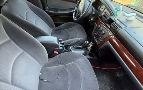 Dodge Stratus II, 2002 год, 240 000 рублей, 5 фотография
