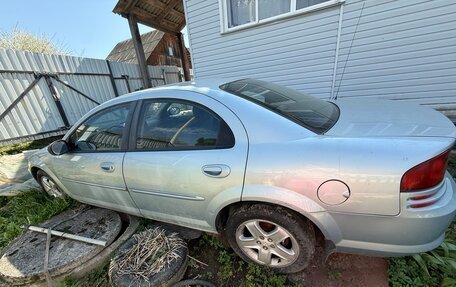 Dodge Stratus II, 2002 год, 240 000 рублей, 8 фотография