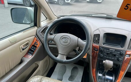 Lexus RX IV рестайлинг, 2000 год, 879 000 рублей, 14 фотография