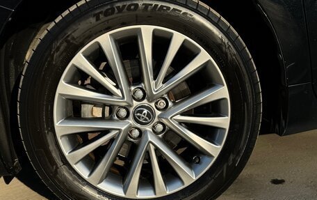 Toyota Camry, 2017 год, 2 200 000 рублей, 19 фотография