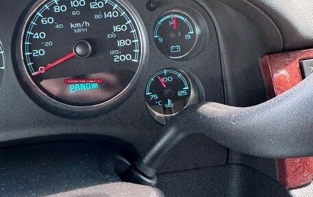 Chevrolet Tahoe III, 2013 год, 2 500 000 рублей, 21 фотография