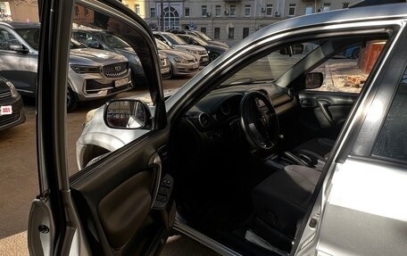 Toyota RAV4, 2004 год, 570 000 рублей, 7 фотография