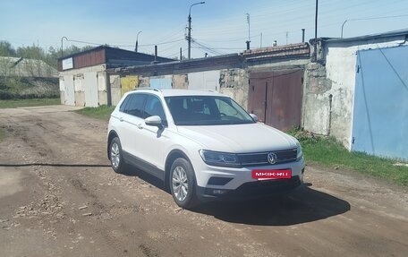 Volkswagen Tiguan II, 2017 год, 2 200 000 рублей, 5 фотография