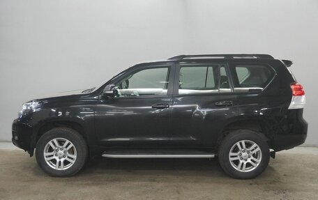 Toyota Land Cruiser Prado 150 рестайлинг 2, 2010 год, 3 263 000 рублей, 4 фотография
