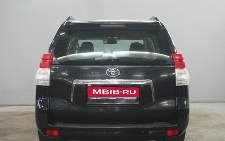 Toyota Land Cruiser Prado 150 рестайлинг 2, 2010 год, 3 263 000 рублей, 7 фотография