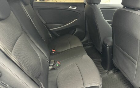 Hyundai Solaris II рестайлинг, 2015 год, 890 000 рублей, 15 фотография