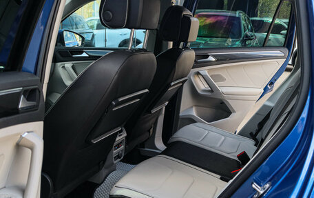 Volkswagen Tiguan II, 2018 год, 3 200 000 рублей, 8 фотография