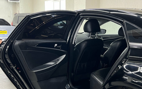 Hyundai Sonata VI, 2010 год, 1 247 000 рублей, 15 фотография