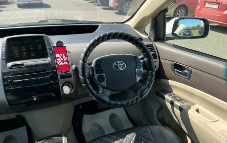 Toyota Prius, 2008 год, 759 000 рублей, 16 фотография