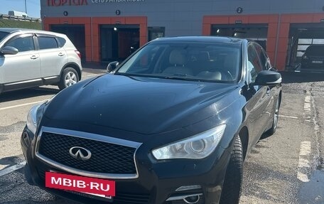 Infiniti Q50 I рестайлинг, 2015 год, 1 750 000 рублей, 2 фотография