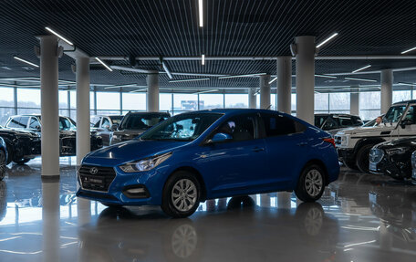 Hyundai Solaris II рестайлинг, 2018 год, 1 490 000 рублей, 1 фотография
