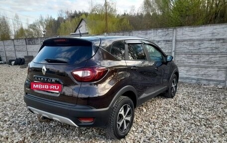 Renault Kaptur I рестайлинг, 2019 год, 1 700 000 рублей, 6 фотография