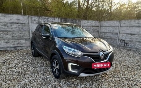 Renault Kaptur I рестайлинг, 2019 год, 1 700 000 рублей, 2 фотография