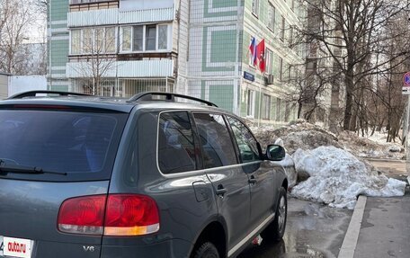 Volkswagen Touareg III, 2006 год, 770 000 рублей, 3 фотография