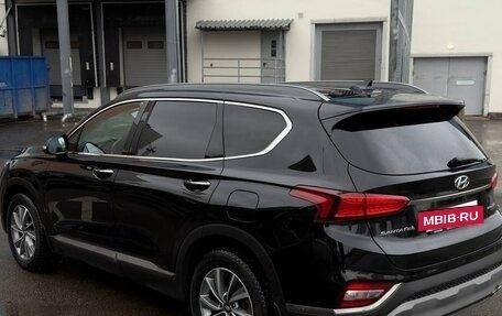 Hyundai Santa Fe IV, 2018 год, 3 050 000 рублей, 3 фотография