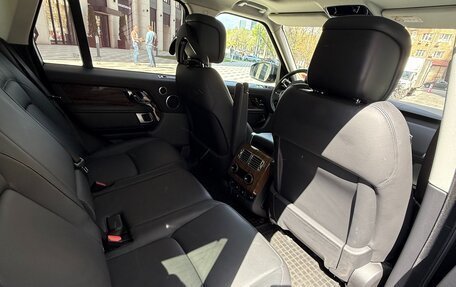 Land Rover Range Rover IV рестайлинг, 2018 год, 6 950 000 рублей, 5 фотография