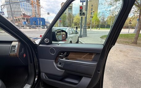 Land Rover Range Rover IV рестайлинг, 2018 год, 6 950 000 рублей, 16 фотография