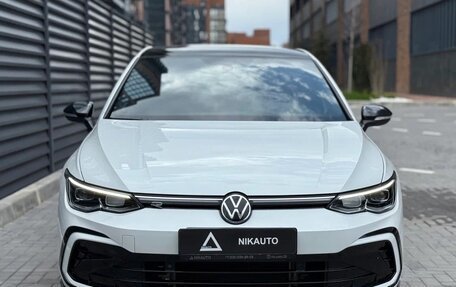 Volkswagen Golf VIII, 2022 год, 2 580 000 рублей, 2 фотография