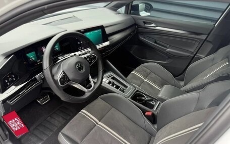 Volkswagen Golf VIII, 2022 год, 2 580 000 рублей, 12 фотография