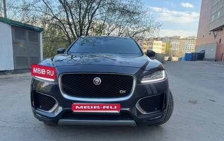 Jaguar F-Pace, 2017 год, 3 500 000 рублей, 2 фотография