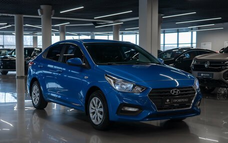 Hyundai Solaris II рестайлинг, 2018 год, 1 490 000 рублей, 2 фотография