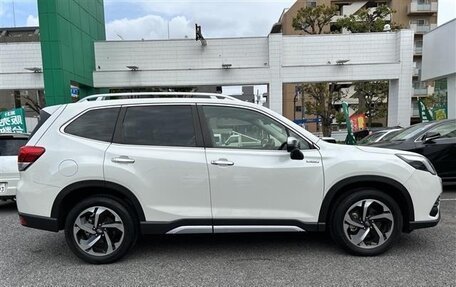 Subaru Forester, 2022 год, 2 400 000 рублей, 8 фотография
