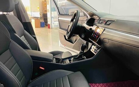 Skoda Superb III рестайлинг, 2021 год, 1 640 700 рублей, 6 фотография