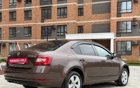 Skoda Octavia, 2018 год, 1 950 000 рублей, 13 фотография