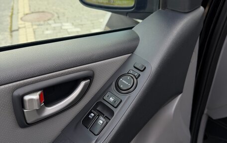 Hyundai Grand Starex Grand Starex I рестайлинг 2, 2014 год, 2 400 000 рублей, 18 фотография