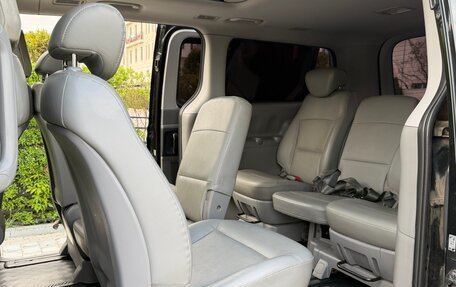 Hyundai Grand Starex Grand Starex I рестайлинг 2, 2014 год, 2 400 000 рублей, 34 фотография