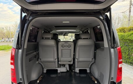 Hyundai Grand Starex Grand Starex I рестайлинг 2, 2014 год, 2 400 000 рублей, 39 фотография